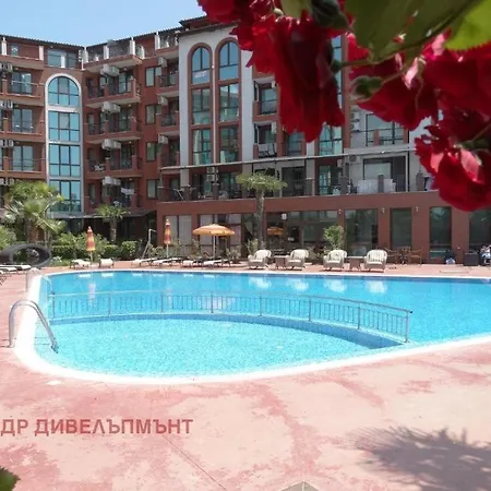 Garden View In Chateau Marina